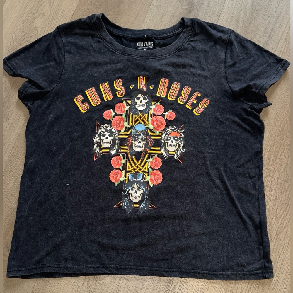 Guns N' Roses Graphic Tee - Women's Short Sleeve Size 2X NWOT
